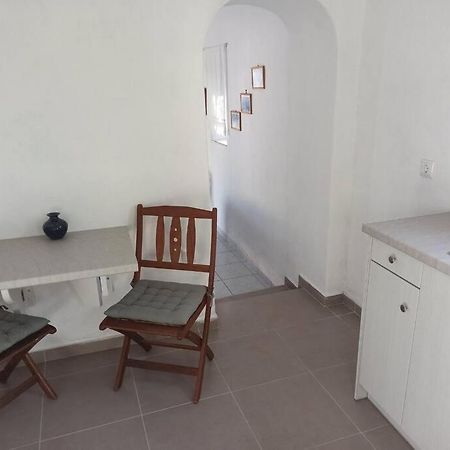 Δίκλινο Δωμάτιο Δονούσα Με Εξαιρετικό Μπαλκόνι Bagian luar foto
