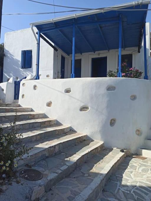 Δίκλινο Δωμάτιο Δονούσα Με Εξαιρετικό Μπαλκόνι Bagian luar foto